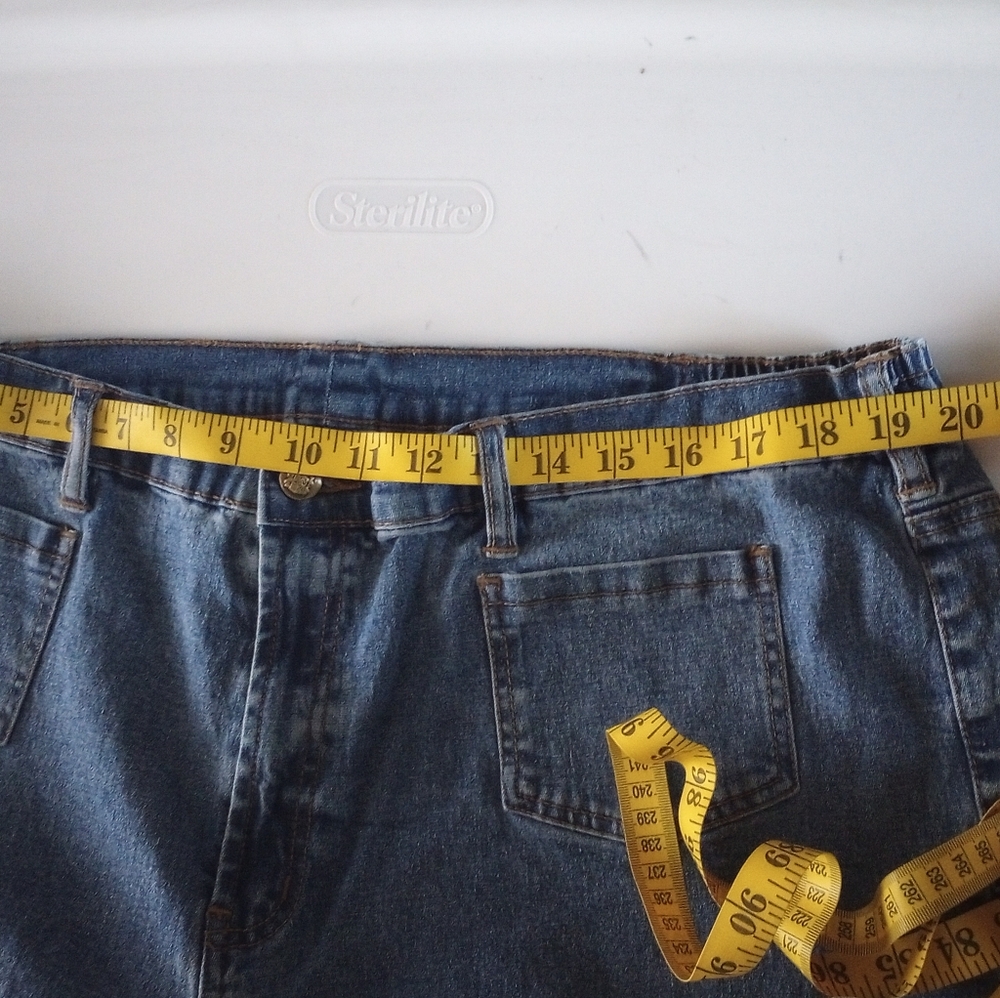 Women's flare leg jeans - Picture 7 of 7